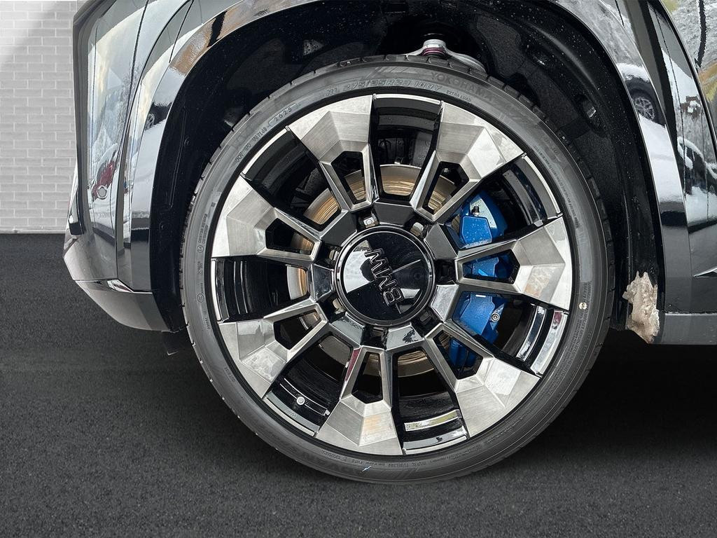 BMW XM