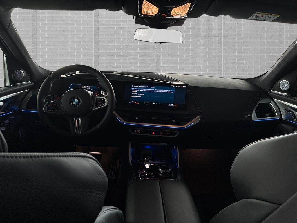 BMW XM