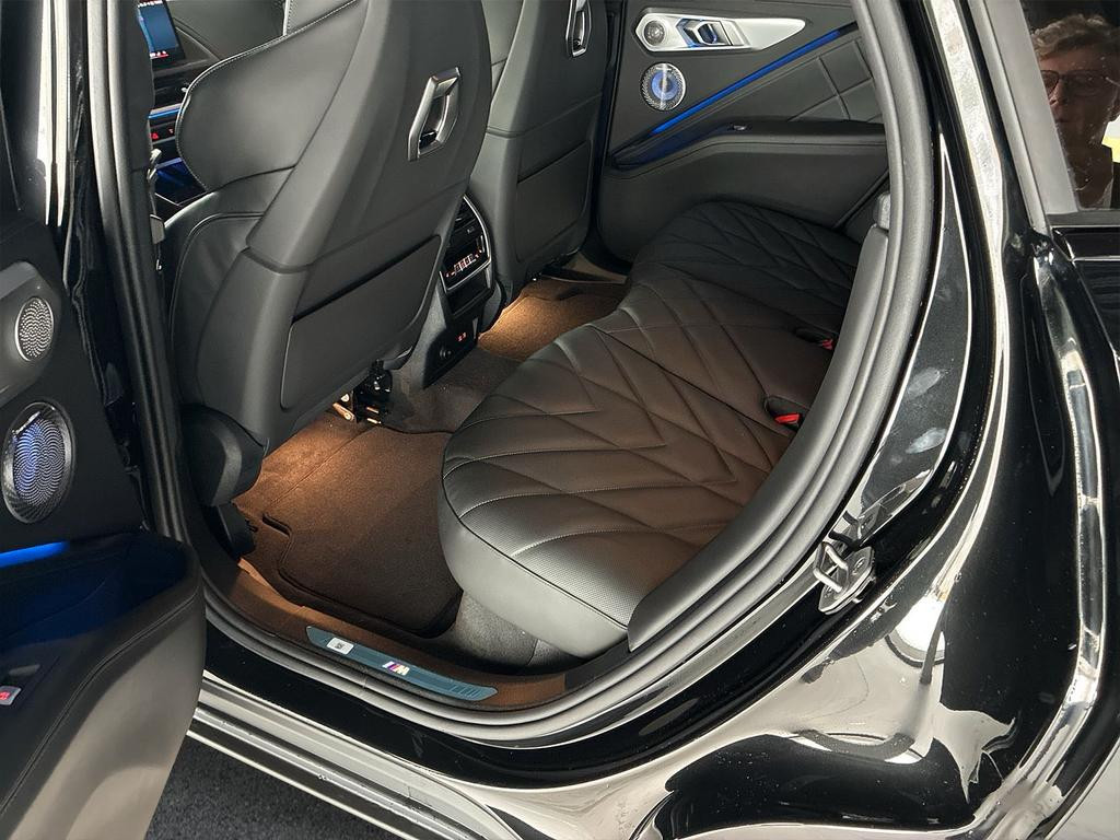 BMW XM
