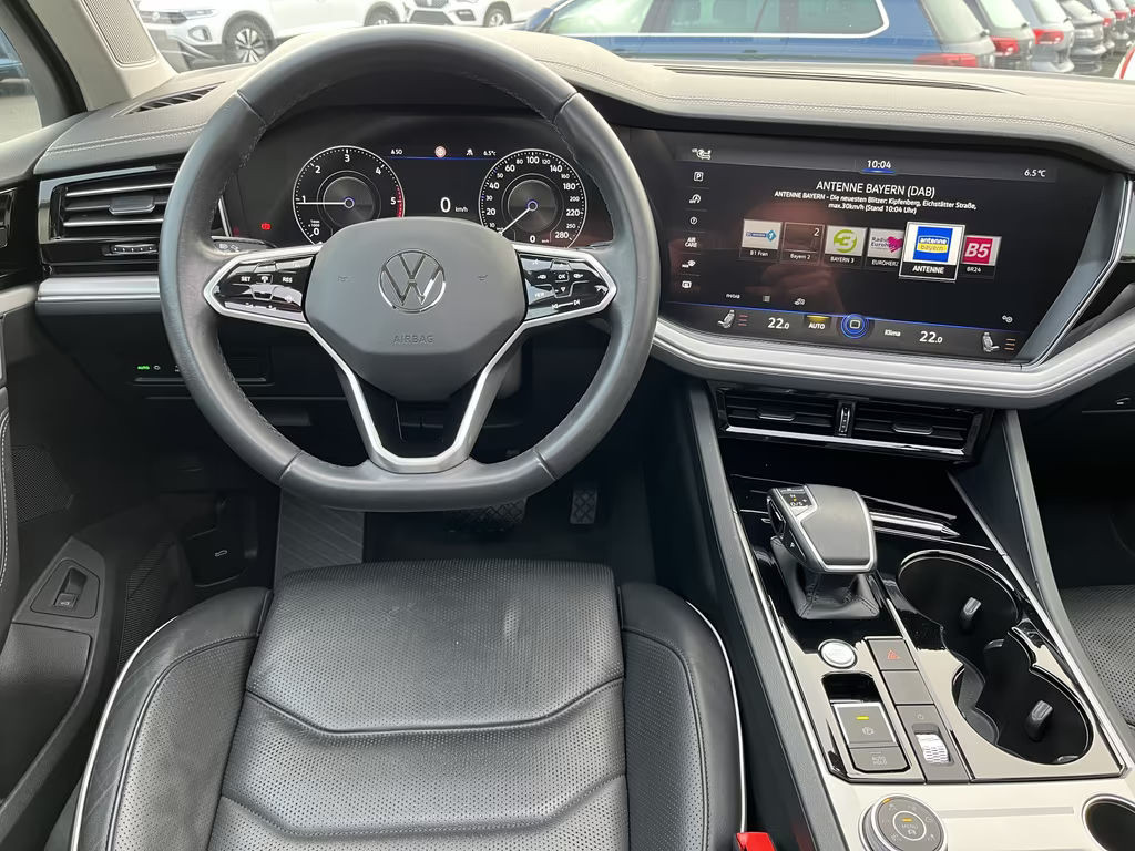 Volkswagen Touareg