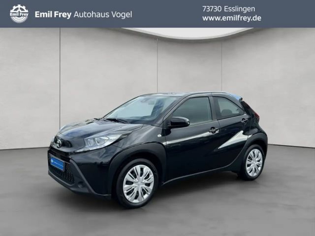 Toyota Aygo X Hatchback 1.0 VVT-i Play S-CVT