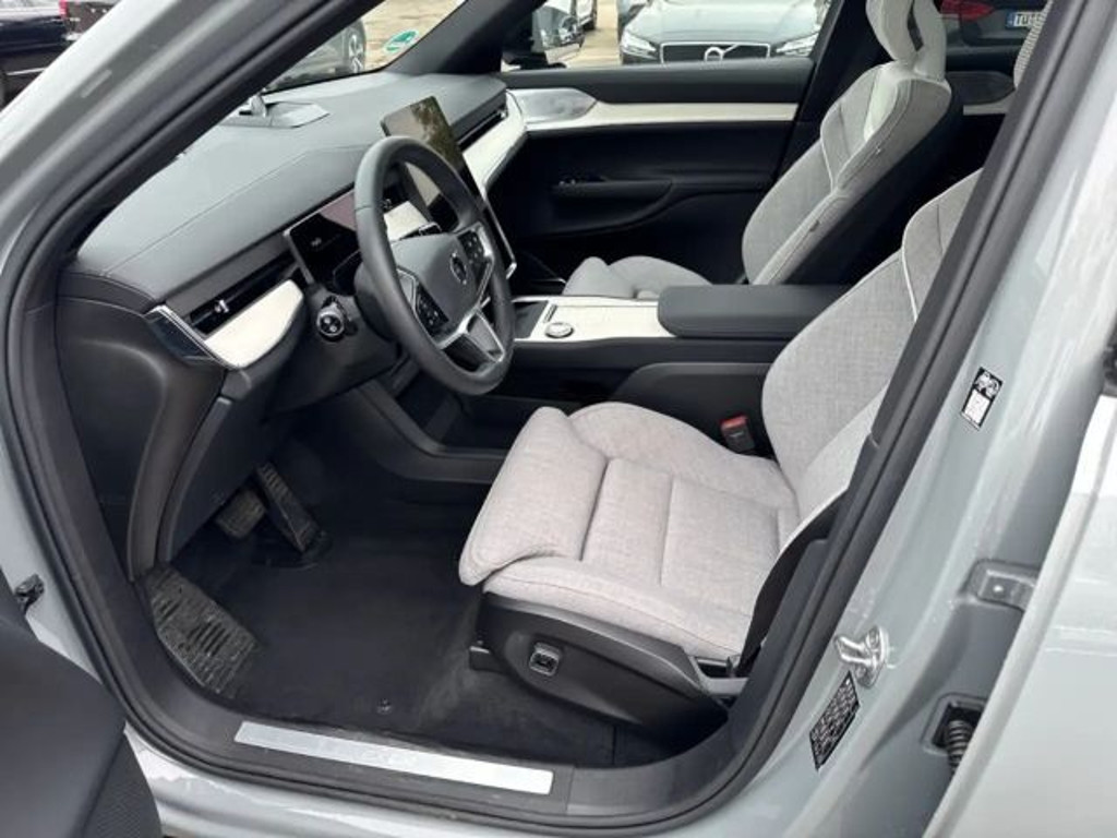 Volvo EX90