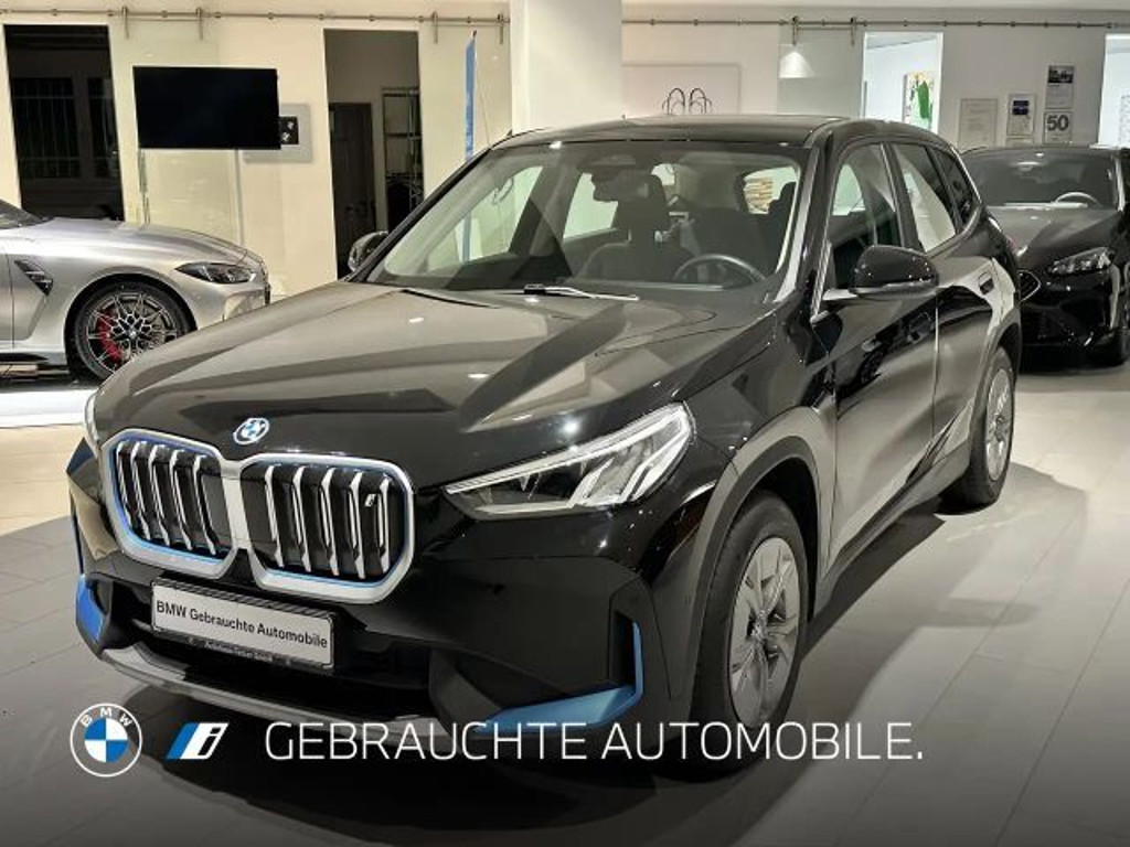 BMW iX1 xDrive30