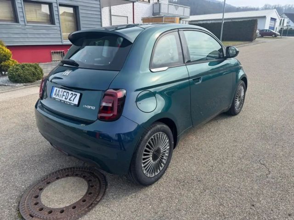 Fiat 500 HYBRID Torino herrliche Farbe Sondermodell