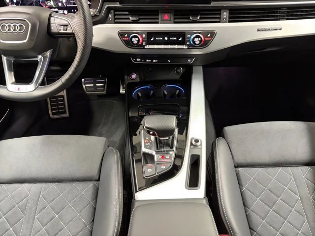 Audi S4