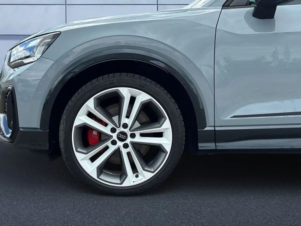Audi SQ2