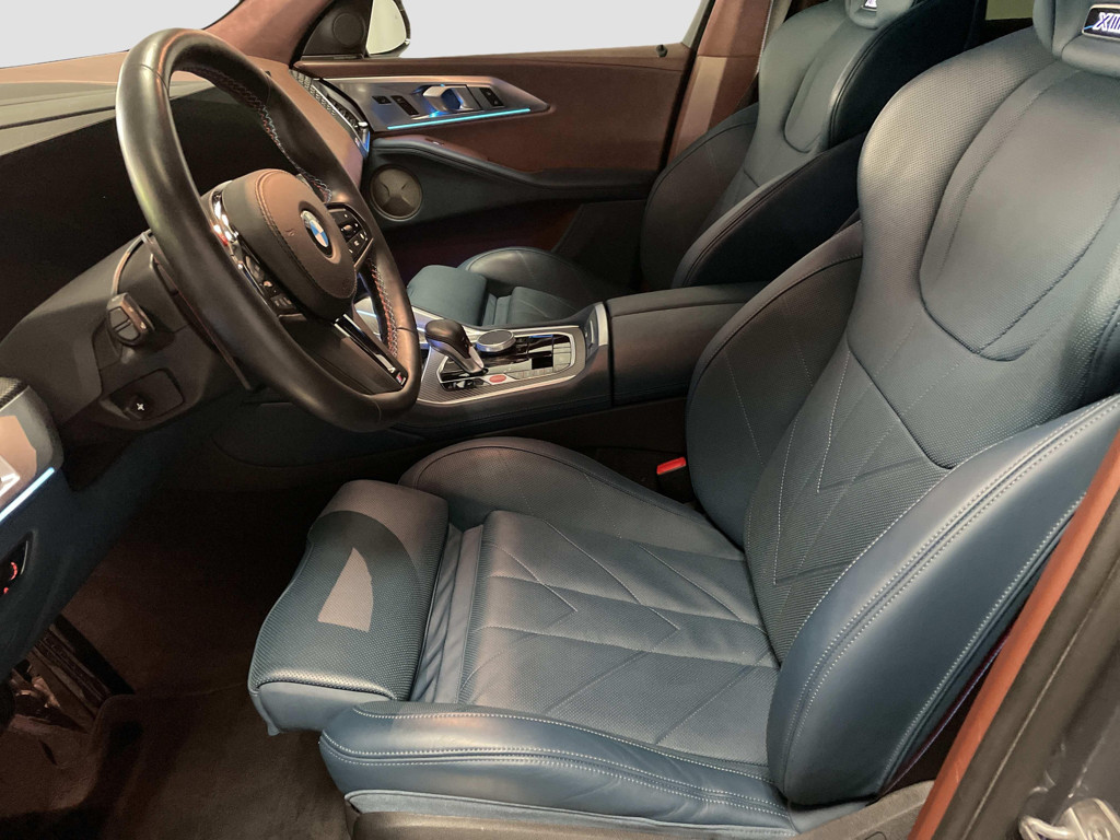 BMW XM