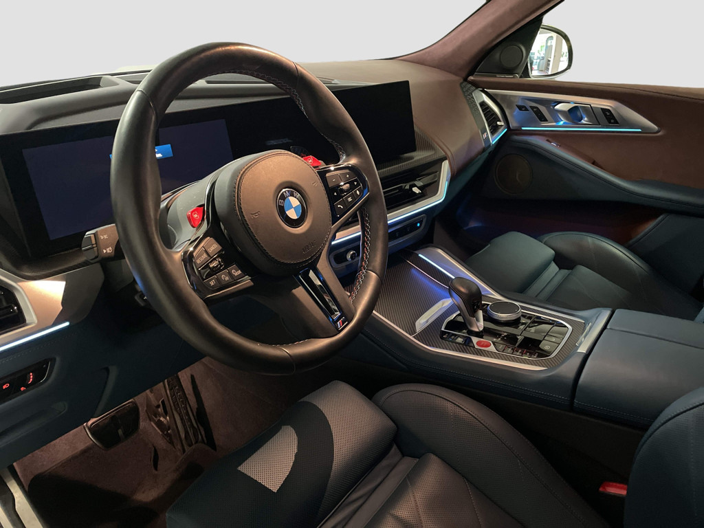 BMW XM