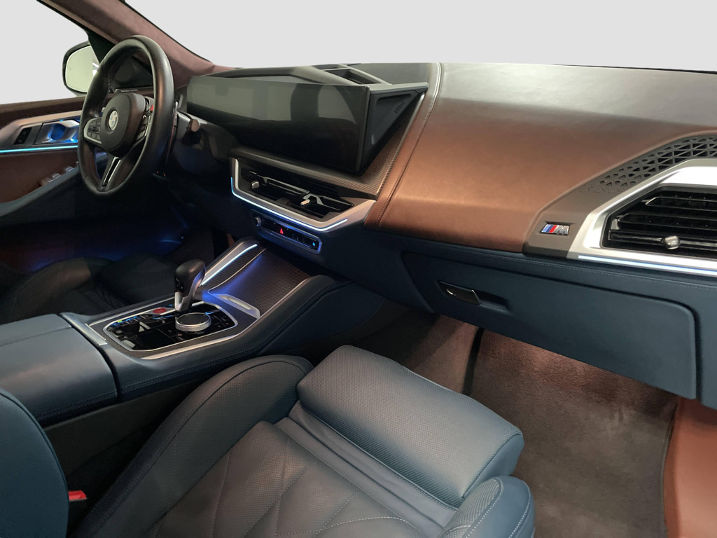 BMW XM
