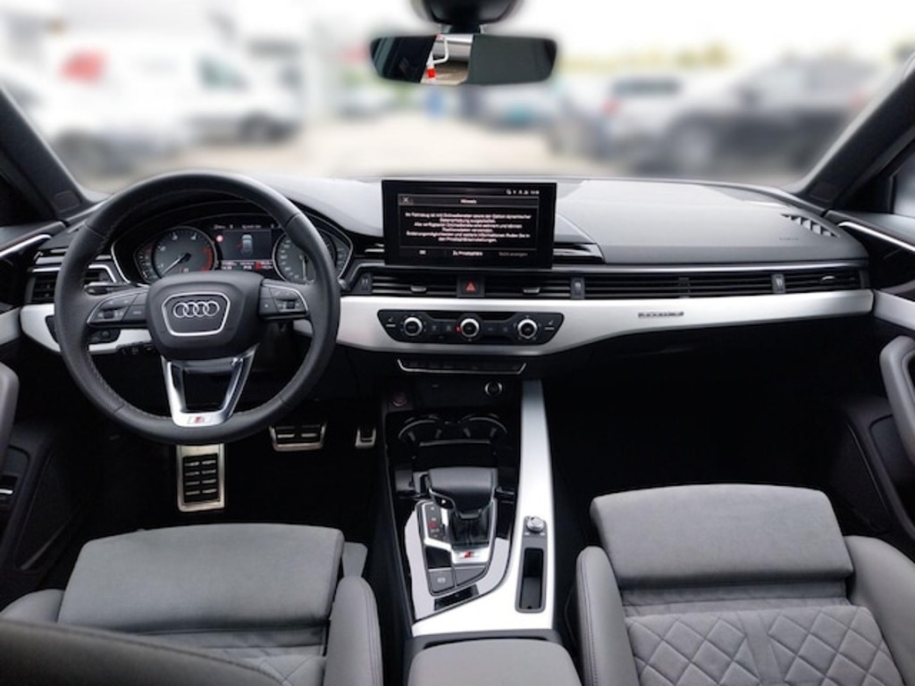 Audi S4