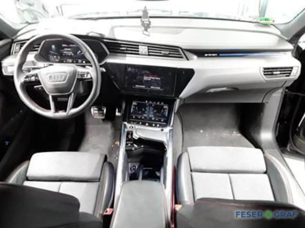 Audi Q8 e-tron