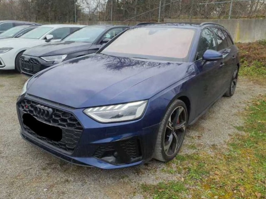 Audi S4