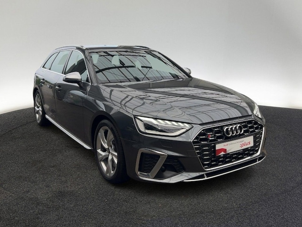 Audi S4