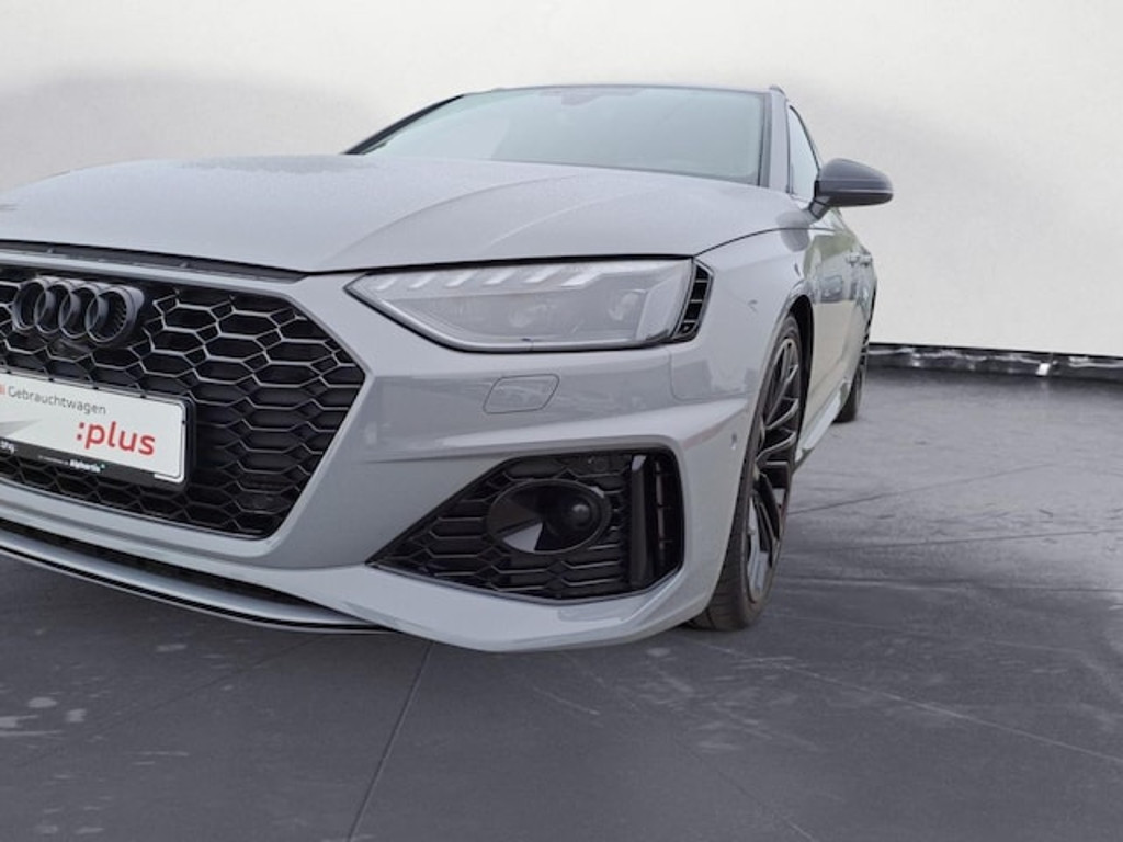 Audi RS4