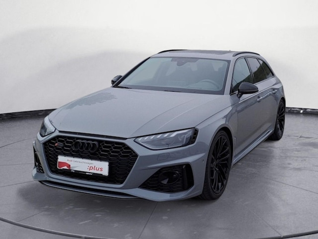 Audi RS4