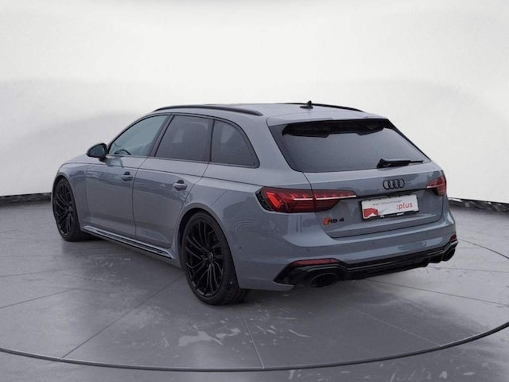 Audi RS4