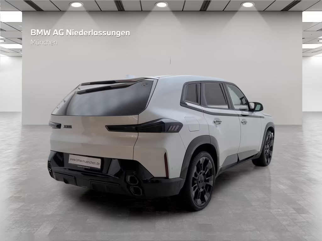 BMW XM
