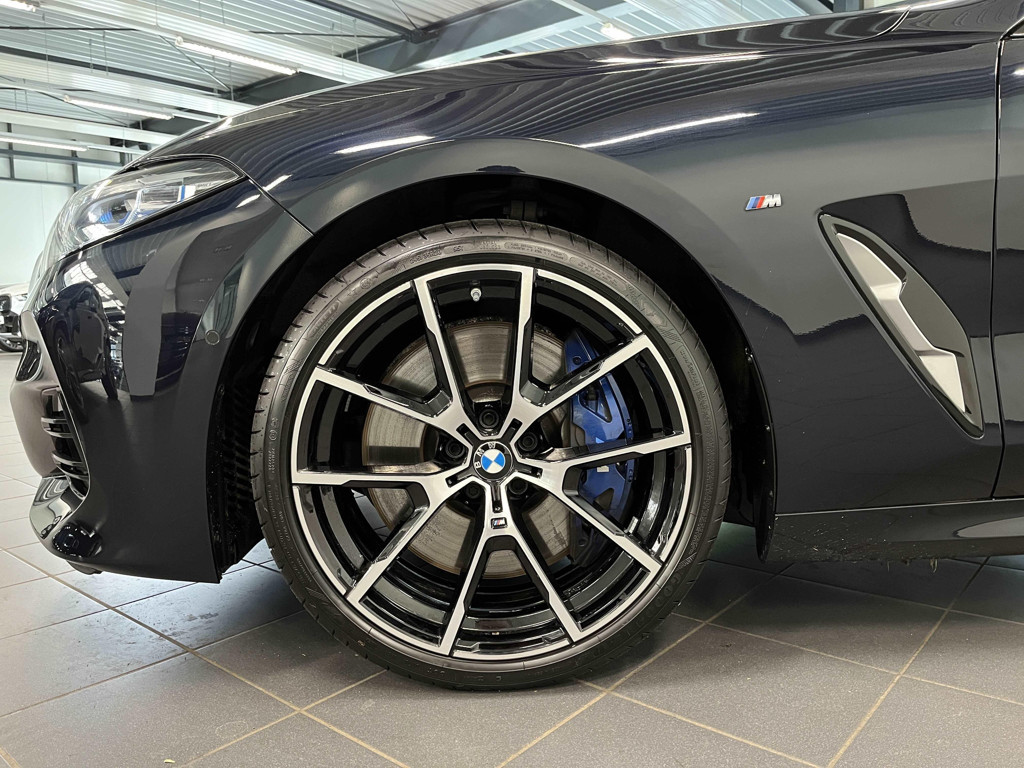 BMW M850