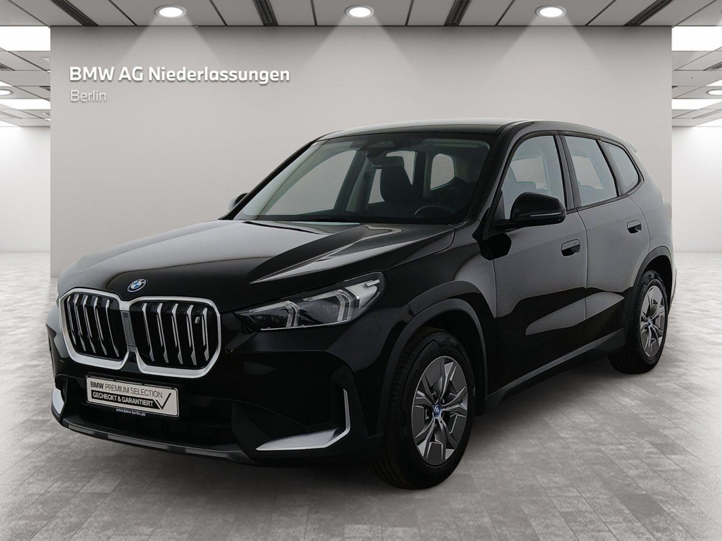 BMW iX1 xDrive30