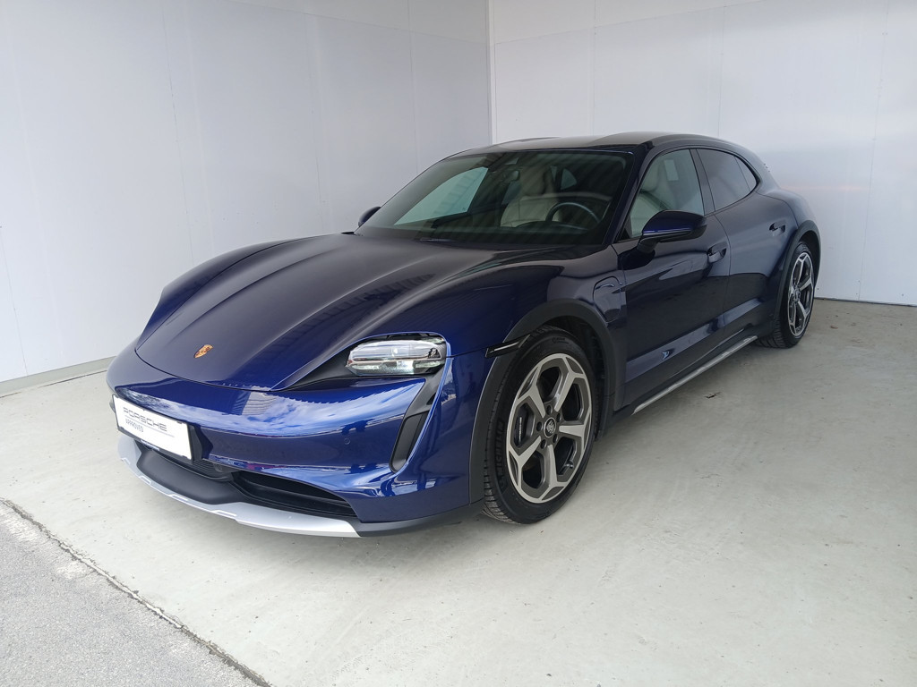 Porsche Taycan Cross Turismo 4