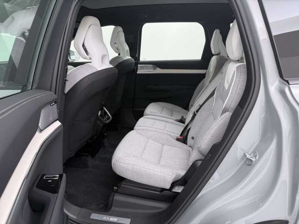 Volvo EX90
