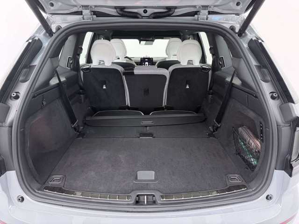 Volvo EX90