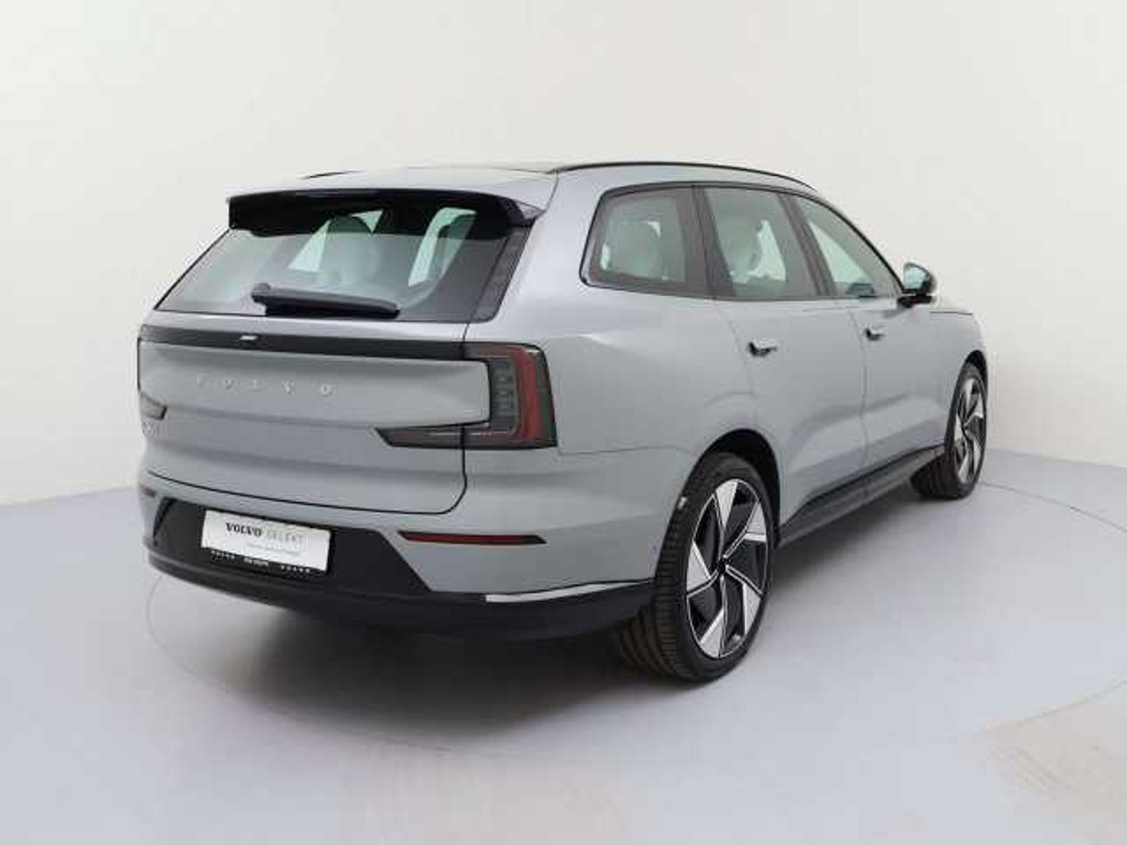 Volvo EX90