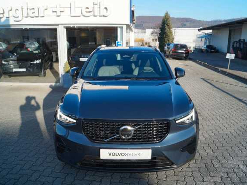 Volvo XC40 Plus Dark