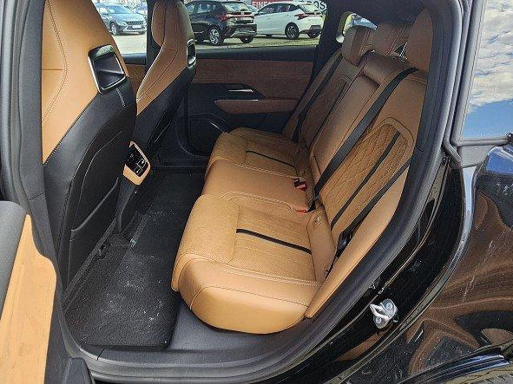 Mazda 6e