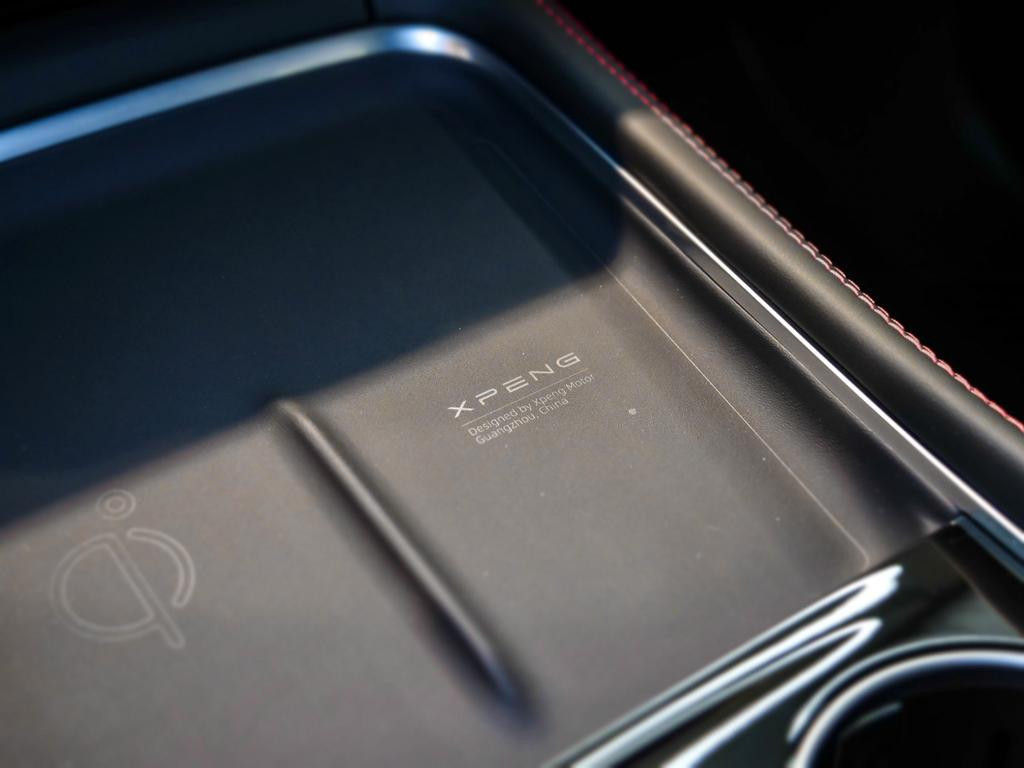 Xpeng P7