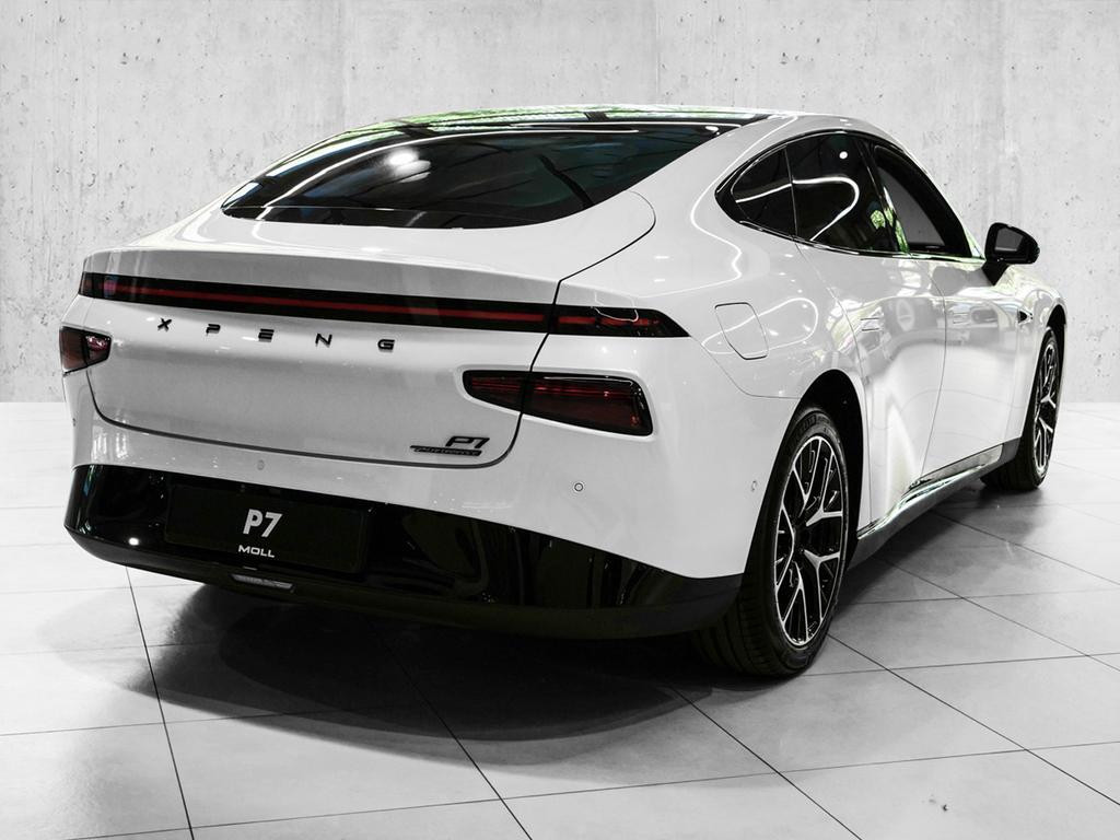 Xpeng P7