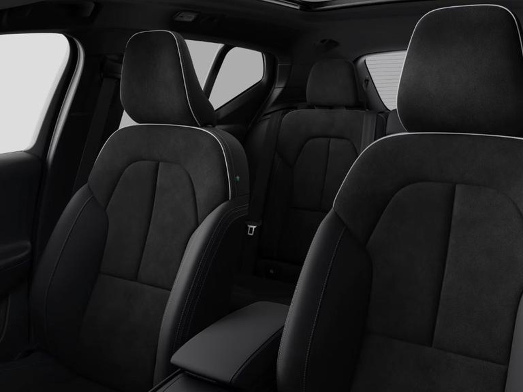 Volvo EX40