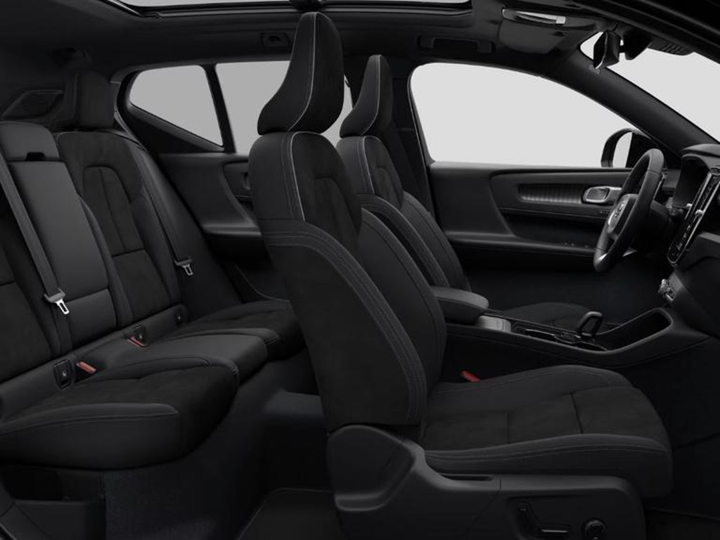 Volvo EX40
