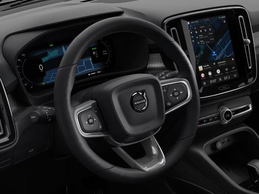 Volvo EX40