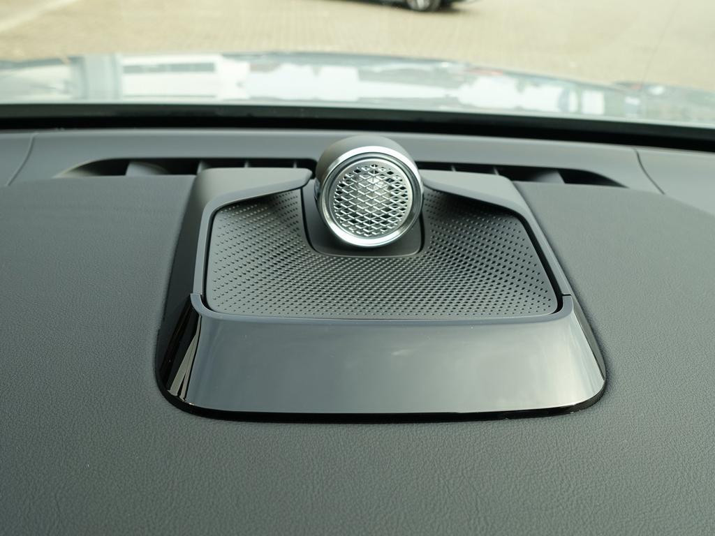 Volvo EX90