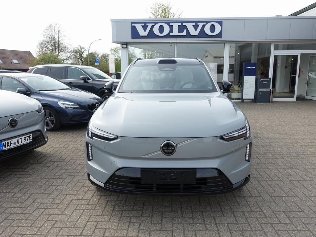 Volvo EX90
