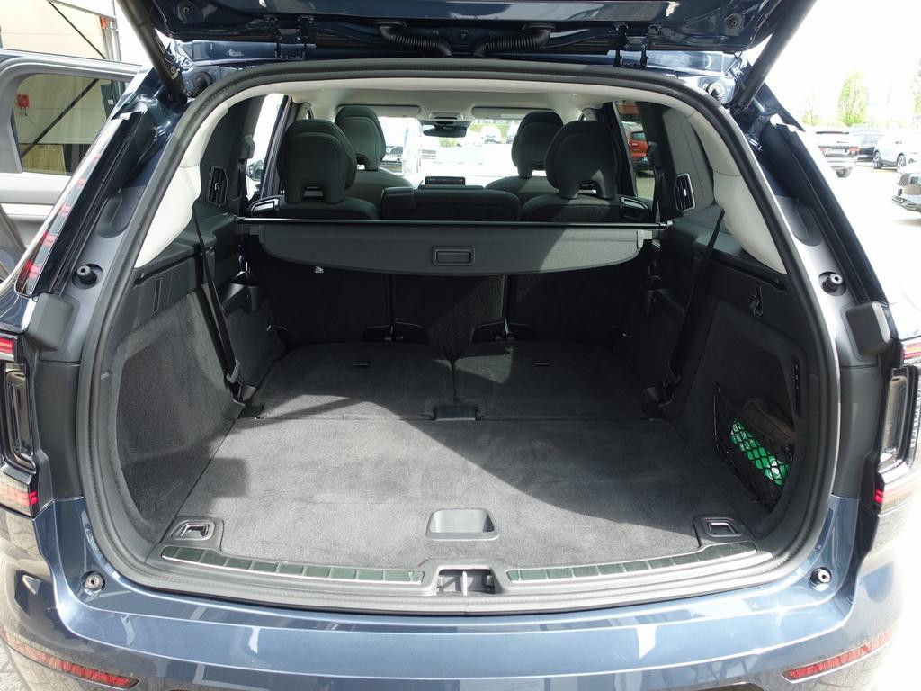 Volvo EX90