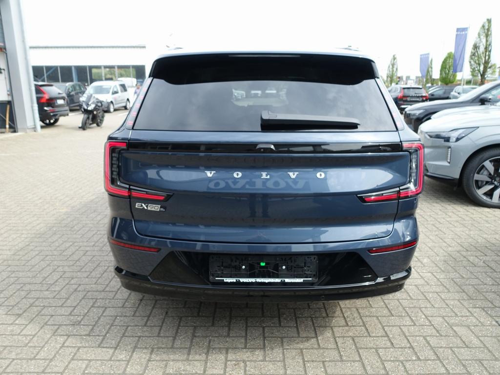 Volvo EX90