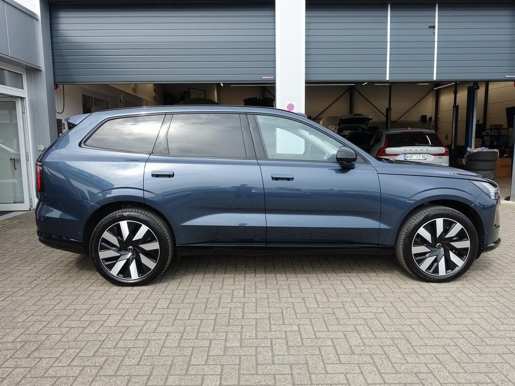 Volvo EX90