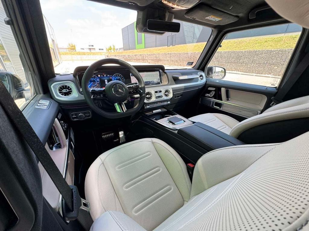 Mercedes-Benz G-Klasse
