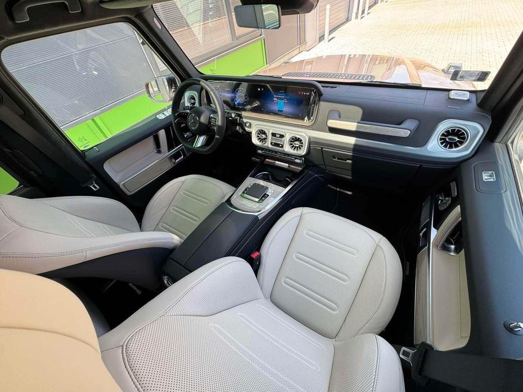 Mercedes-Benz G-Klasse