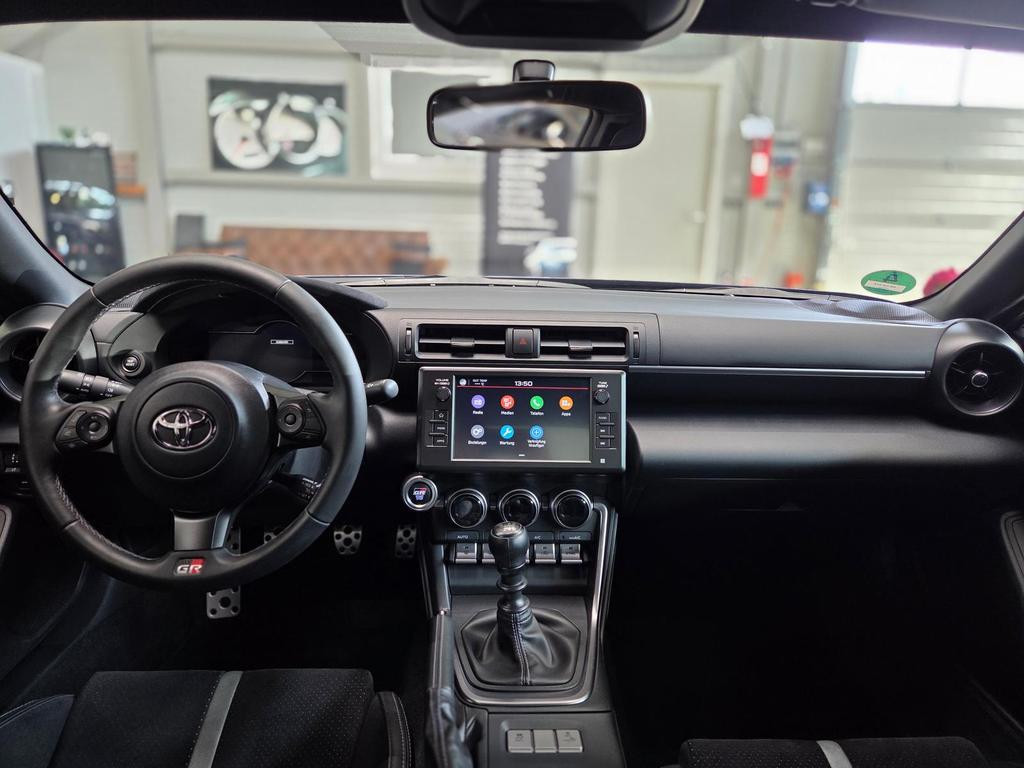 Toyota GR86