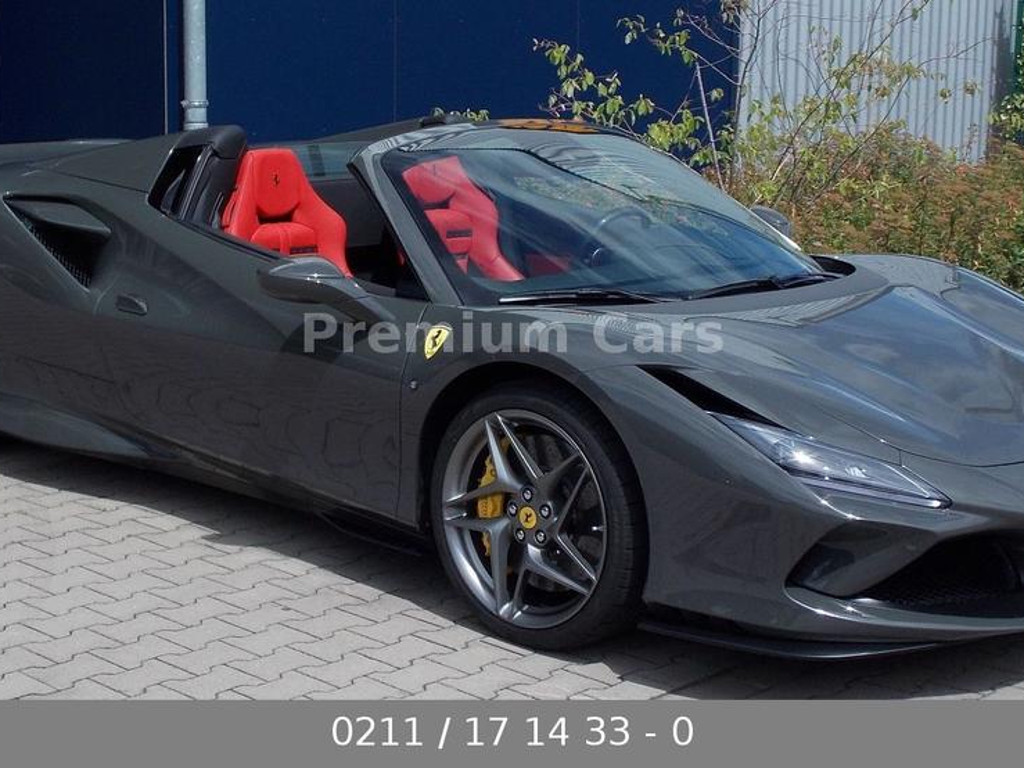 Ferrari F8
