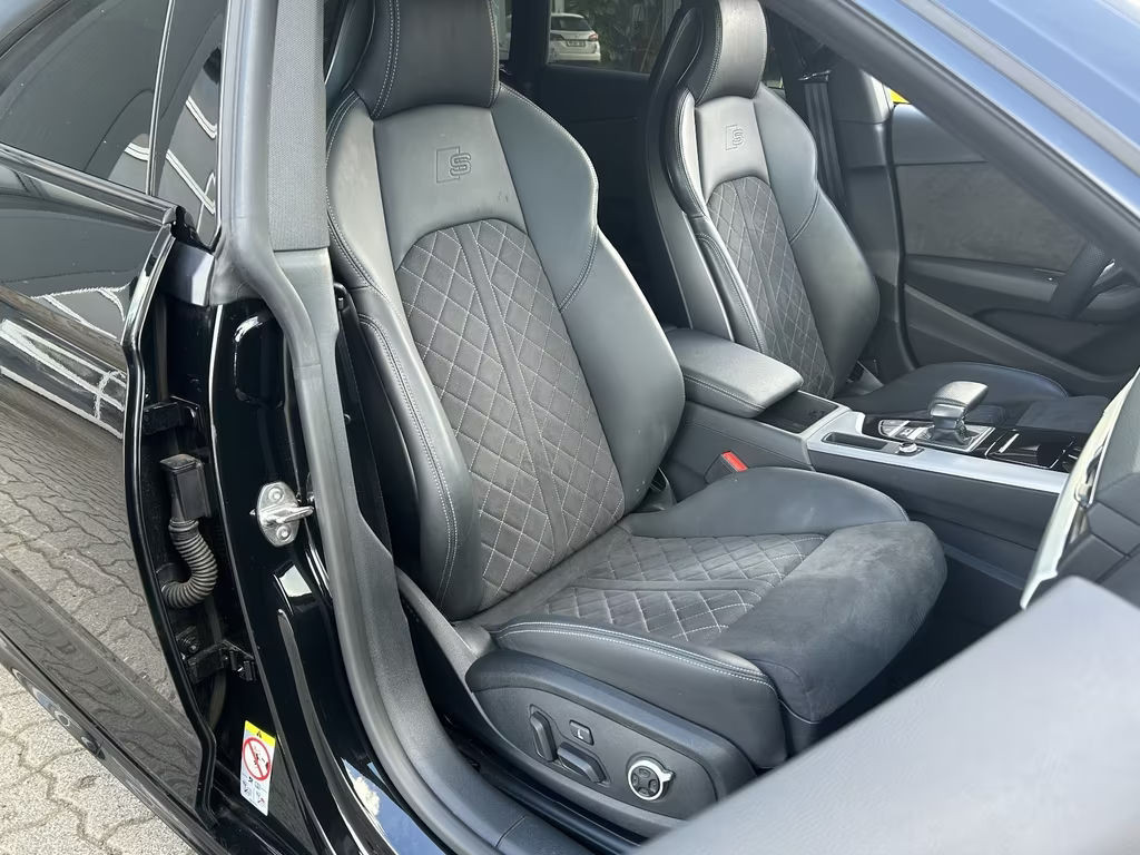 Audi S5