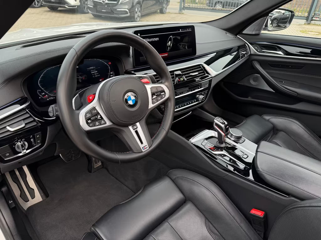 BMW M5