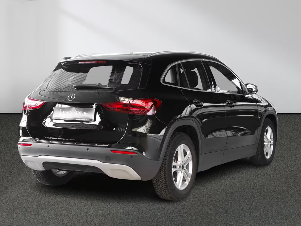 Mercedes-Benz GLA-Klasse GLA 200 Rückfahrkamera Sitzheizung MBUX-Navi LED