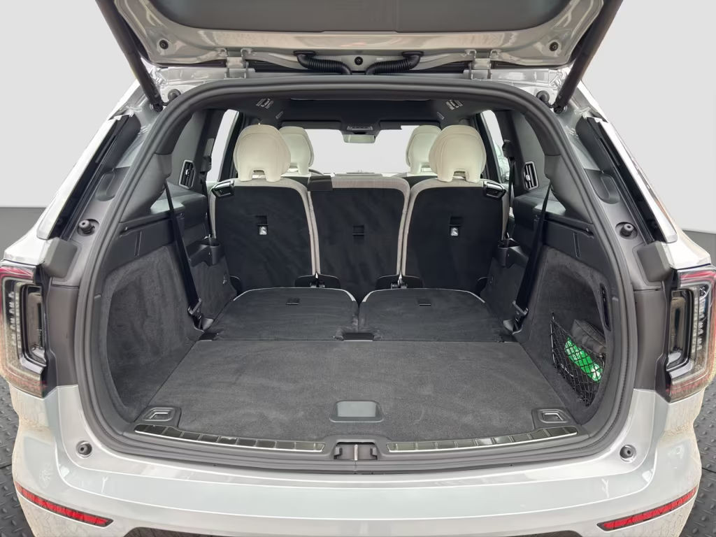 Volvo EX90