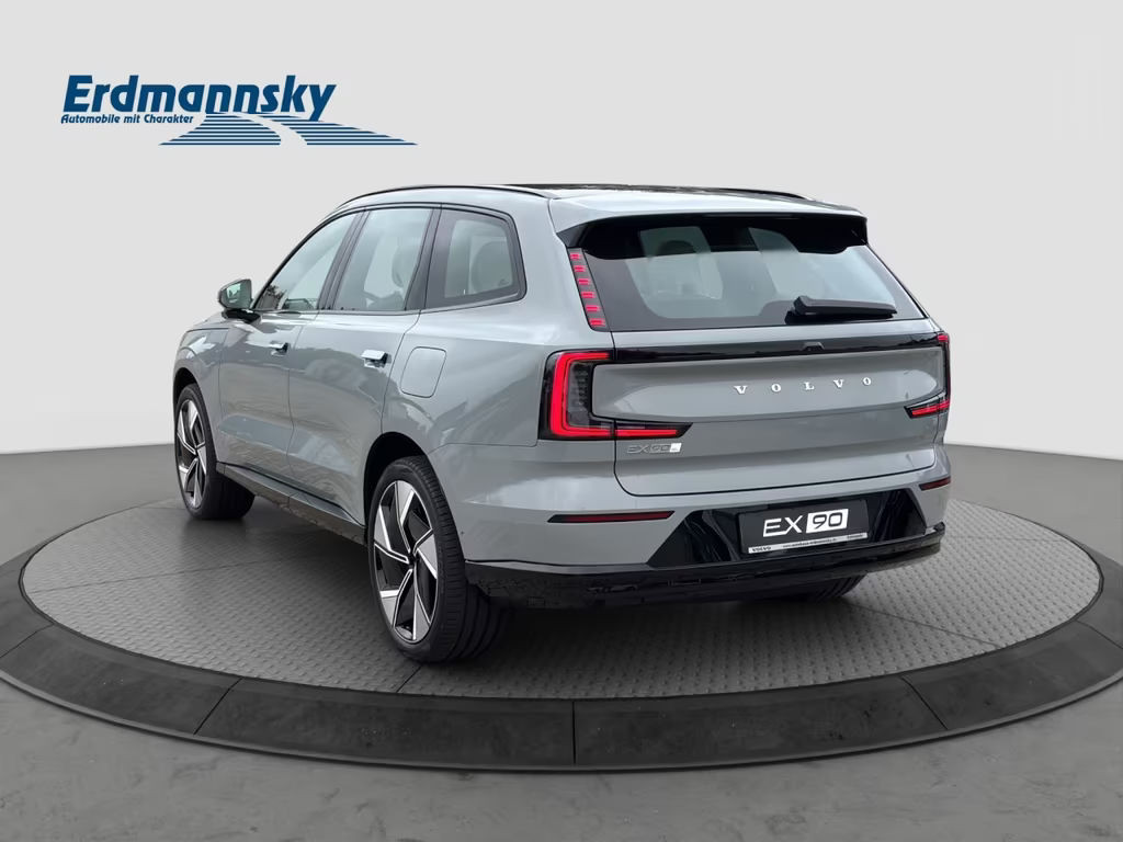 Volvo EX90