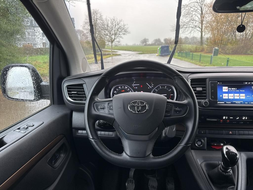 Toyota Proace (Verso)