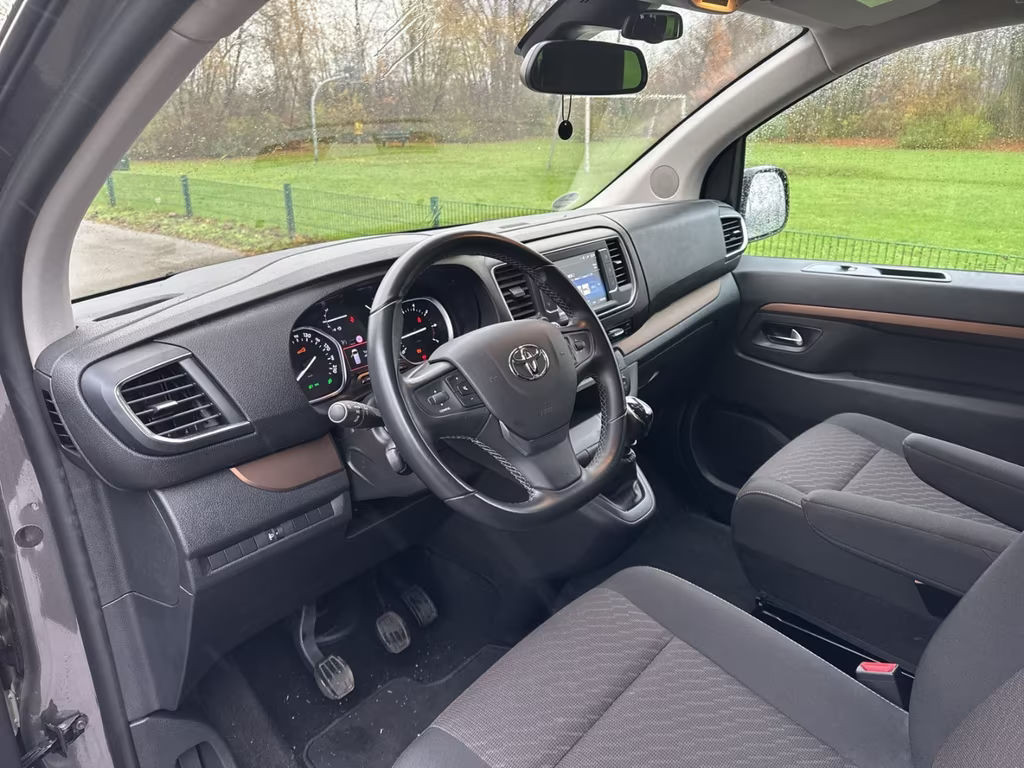 Toyota Proace (Verso)
